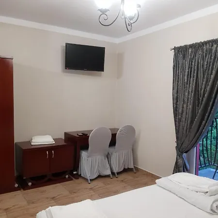 Villa Tropico Sniadanie Obiadokolacja Letni Basen 5,5M Jacuzi 2,5M Czynne Non Stop Pobierowo Exterior photo