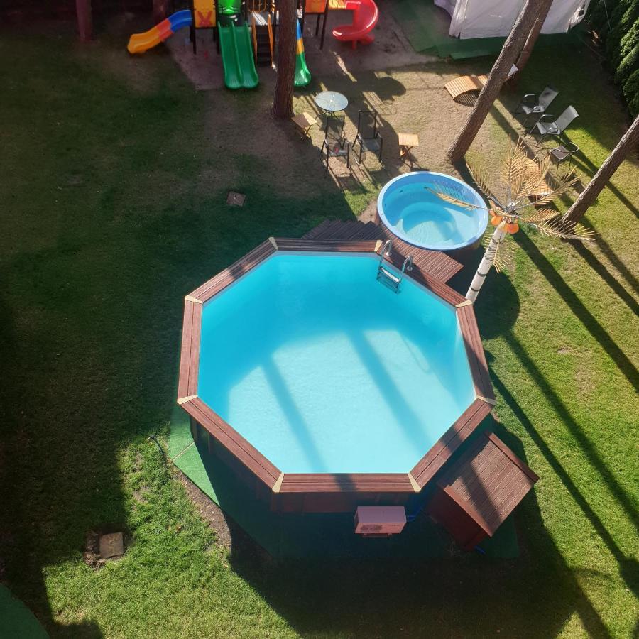 Bed & Breakfast Villa Tropico
