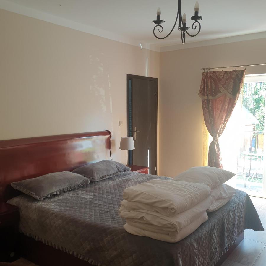 Villa Tropico Bed & Breakfast *